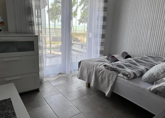 아파트 Arpad House