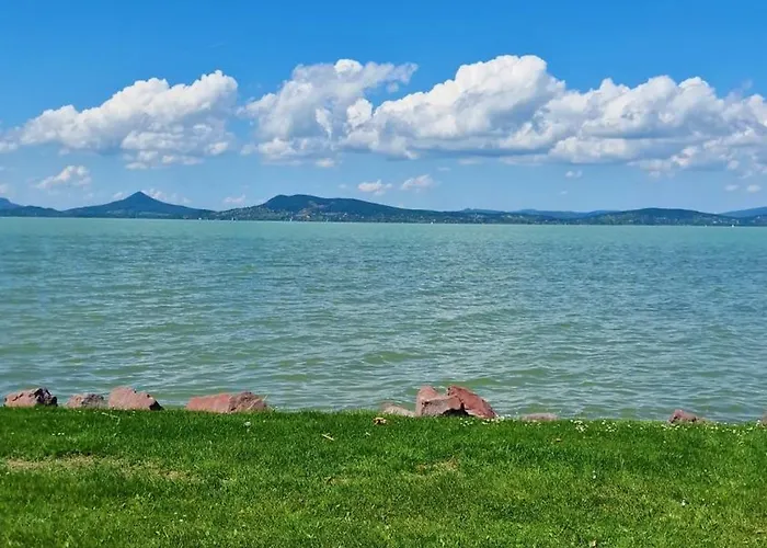 아파트 Arpad House