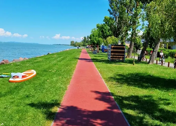 Arpad House 아파트 Fonyód